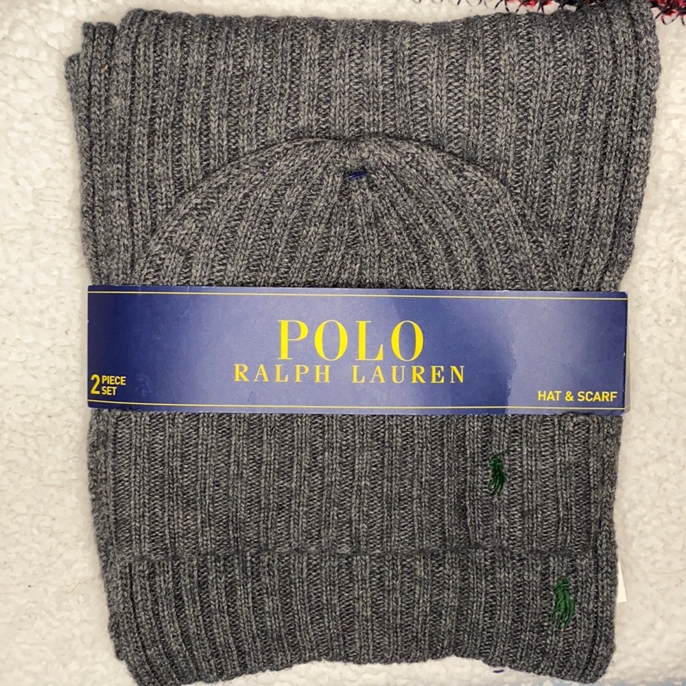 Men’s Polo Ralph Lauren hat and scarf set